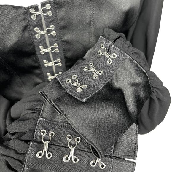 Forever 21 Black Satin Hook & Eye Puff Sleeve Square Neck Crop Top Blouse Size S - Picture 5 of 8